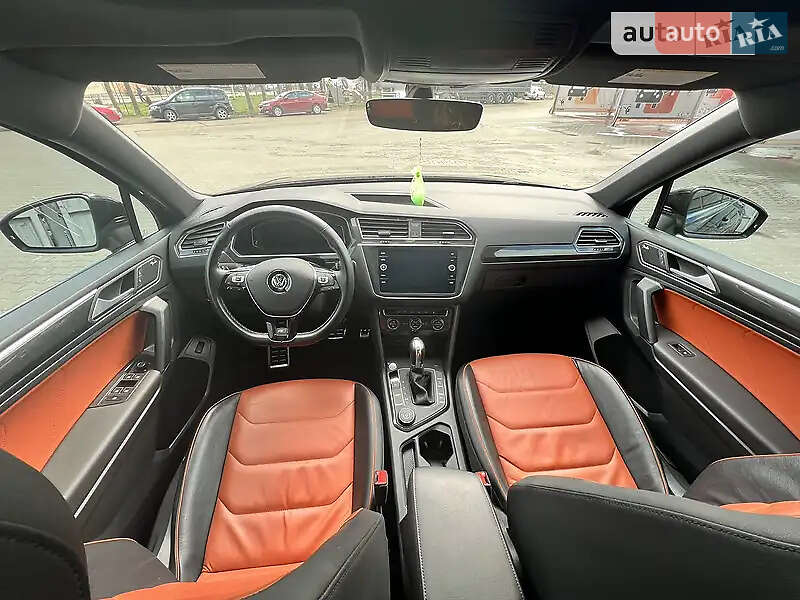 Внедорожник / Кроссовер Volkswagen Tiguan 2018 в Тернополе