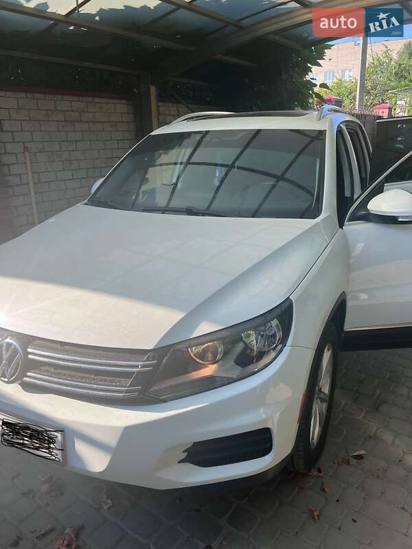 Внедорожник / Кроссовер Volkswagen Tiguan 2016 в Днепре фото 14 Внедорожник / Кроссовер Volkswagen Tiguan 2016 в Днепре