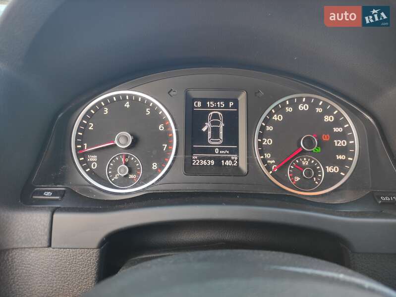 Внедорожник / Кроссовер Volkswagen Tiguan 2011 в Ужгороде
