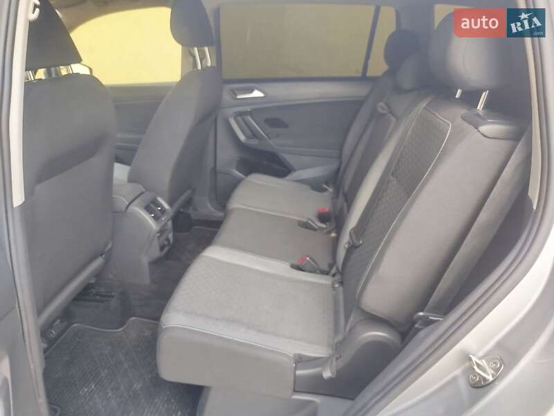 Внедорожник / Кроссовер Volkswagen Tiguan 2021 в Шполе