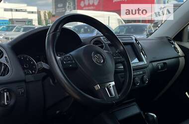 Позашляховик / Кросовер Volkswagen Tiguan 2013 в Києві