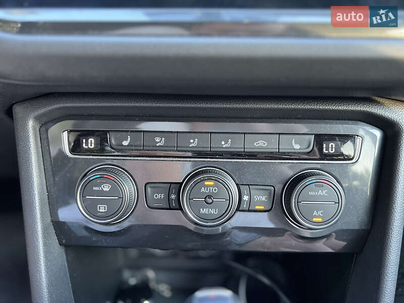 Внедорожник / Кроссовер Volkswagen Tiguan 2019 в Харькове