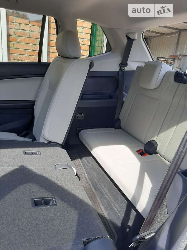 Внедорожник / Кроссовер Volkswagen Tiguan 2017 в Лохвице