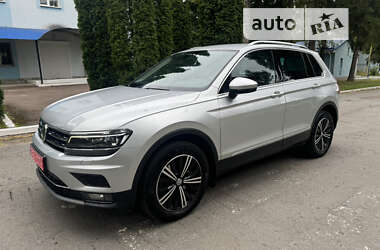 Позашляховик / Кросовер Volkswagen Tiguan 2019 в Рівному