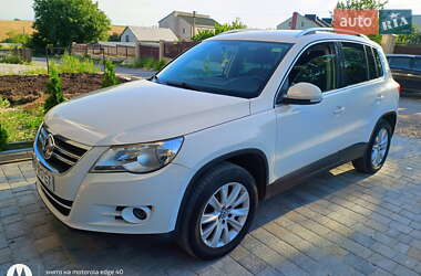 Позашляховик / Кросовер Volkswagen Tiguan 2010 в Тернополі