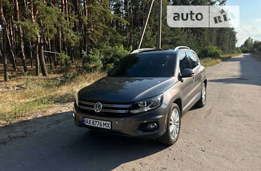 Внедорожник / Кроссовер Volkswagen Tiguan 2012 в Харькове