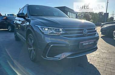 Позашляховик / Кросовер Volkswagen Tiguan 2022 в Львові