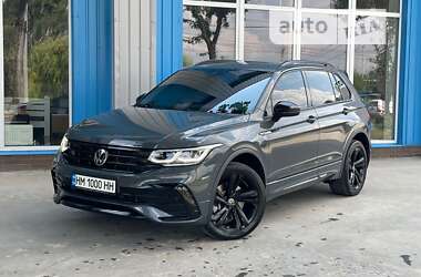 Позашляховик / Кросовер Volkswagen Tiguan 2022 в Києві