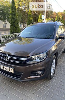 Внедорожник / Кроссовер Volkswagen Tiguan 2013 в Одессе