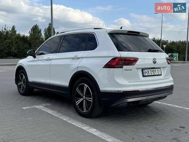 Внедорожник / Кроссовер Volkswagen Tiguan 2019 в Хмельницком