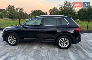 Позашляховик / Кросовер Volkswagen Tiguan 2017 в Львові