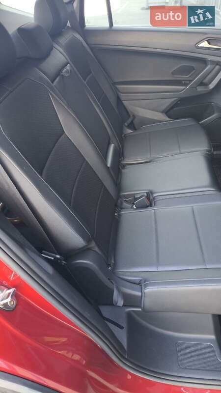 Внедорожник / Кроссовер Volkswagen Tiguan 2019 в Киеве