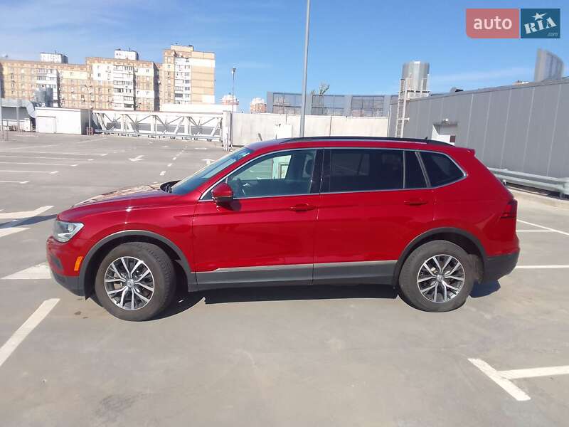 Внедорожник / Кроссовер Volkswagen Tiguan 2019 в Киеве