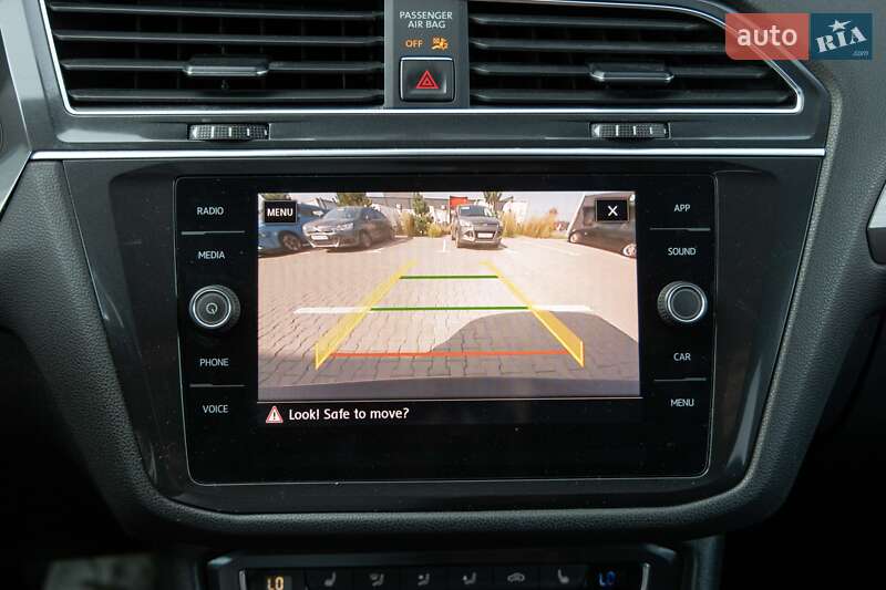 Внедорожник / Кроссовер Volkswagen Tiguan 2017 в Луцке