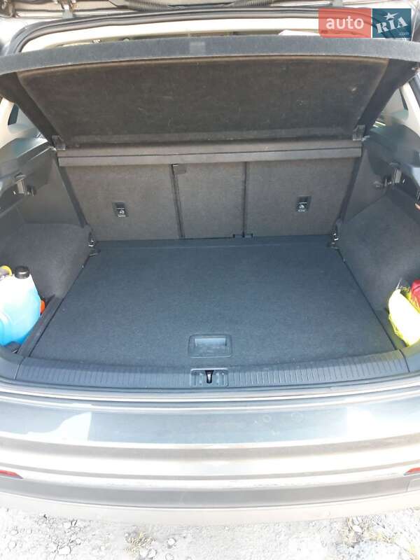 Внедорожник / Кроссовер Volkswagen Tiguan 2017 в Трускавце