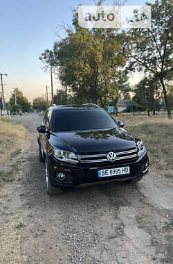 Позашляховик / Кросовер Volkswagen Tiguan 2012 в Веселиновому