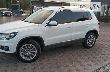 Позашляховик / Кросовер Volkswagen Tiguan 2015 в Запоріжжі