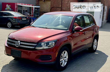 Внедорожник / Кроссовер Volkswagen Tiguan 2012 в Ровно