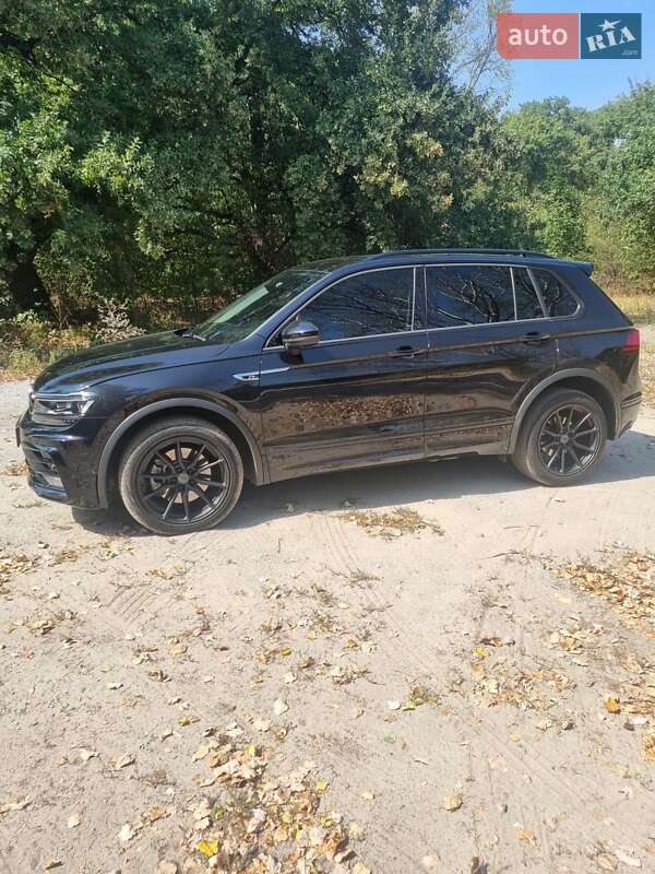 Позашляховик / Кросовер Volkswagen Tiguan 2020 в Дніпрі