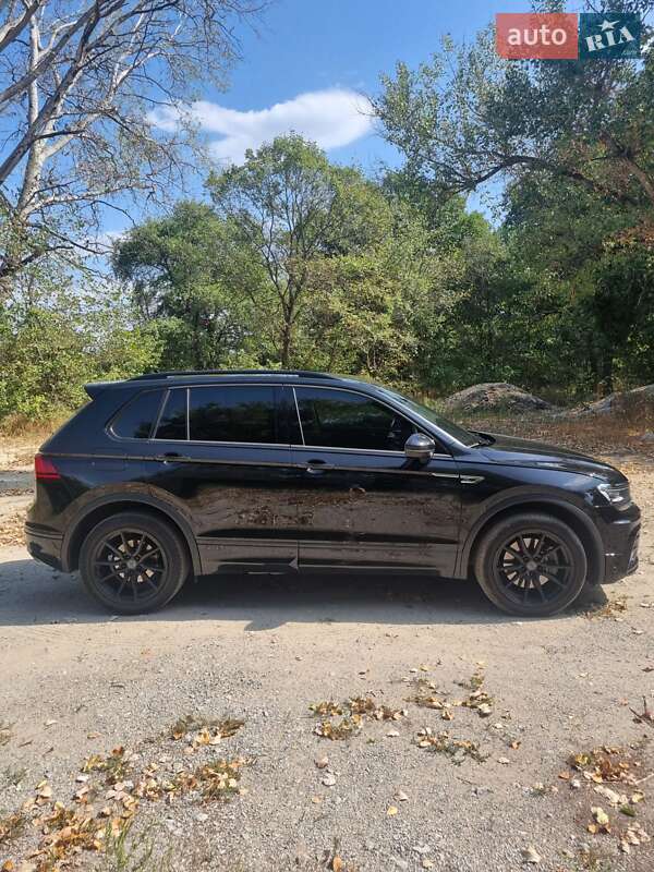 Позашляховик / Кросовер Volkswagen Tiguan 2020 в Дніпрі