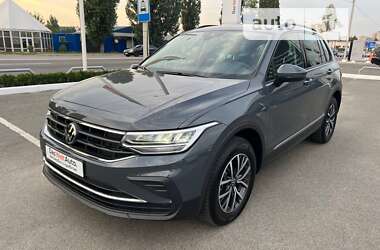 Volkswagen Tiguan 2024