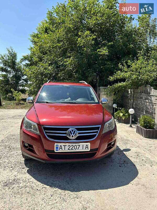 Внедорожник / Кроссовер Volkswagen Tiguan 2011 в Городенке фото 5 Внедорожник / Кроссовер Volkswagen Tiguan 2011 в Городенке