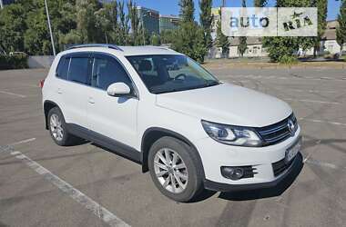 Внедорожник / Кроссовер Volkswagen Tiguan 2014 в Киеве