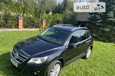 Внедорожник / Кроссовер Volkswagen Tiguan 2010 в Дрогобыче