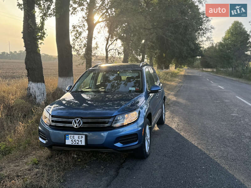Позашляховик / Кросовер Volkswagen Tiguan 2018 в Чернівцях