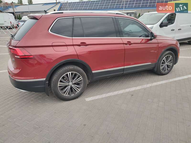 Внедорожник / Кроссовер Volkswagen Tiguan 2017 в Ужгороде фото 8 Внедорожник / Кроссовер Volkswagen Tiguan 2017 в Ужгороде