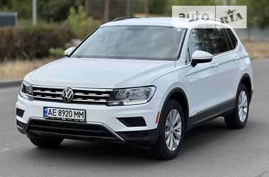 Позашляховик / Кросовер Volkswagen Tiguan 2018 в Дніпрі