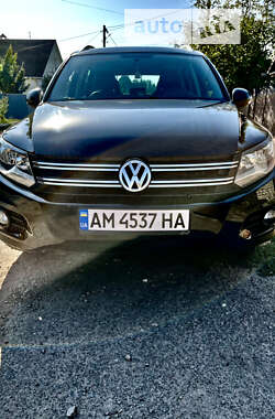 Внедорожник / Кроссовер Volkswagen Tiguan 2013 в Житомире