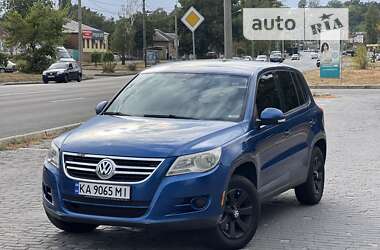 Внедорожник / Кроссовер Volkswagen Tiguan 2008 в Харькове