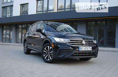 Внедорожник / Кроссовер Volkswagen Tiguan 2023 в Львове