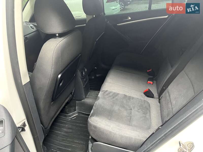 Внедорожник / Кроссовер Volkswagen Tiguan 2012 в Трускавце