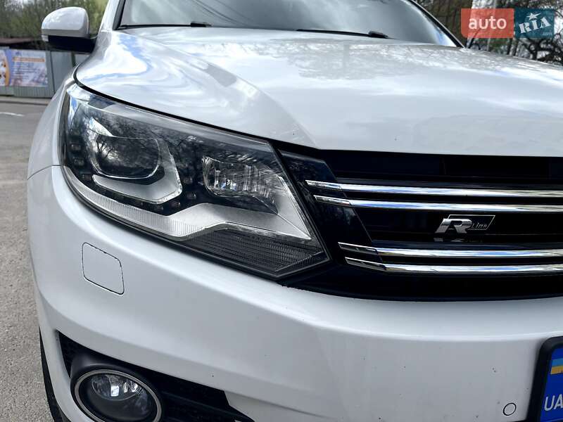 Внедорожник / Кроссовер Volkswagen Tiguan 2012 в Трускавце