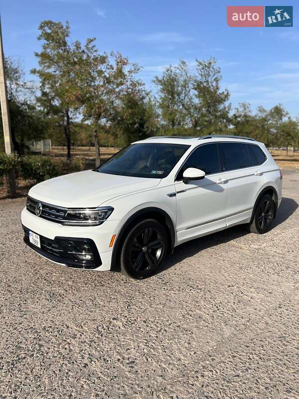 Внедорожник / Кроссовер Volkswagen Tiguan 2018 в Кривом Роге