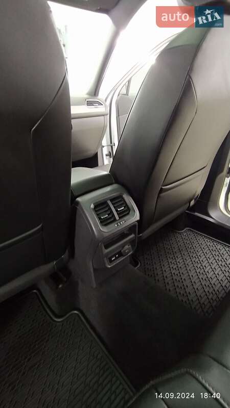 Внедорожник / Кроссовер Volkswagen Tiguan 2018 в Кривом Роге