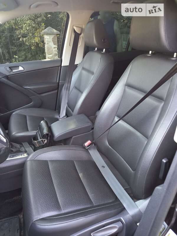 Внедорожник / Кроссовер Volkswagen Tiguan 2013 в Черновцах фото 27 Внедорожник / Кроссовер Volkswagen Tiguan 2013 в Черновцах