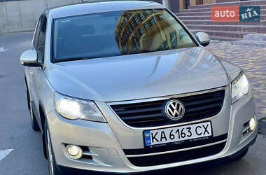 Внедорожник / Кроссовер Volkswagen Tiguan 2008 в Киеве