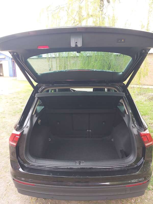Внедорожник / Кроссовер Volkswagen Tiguan 2019 в Вышгороде