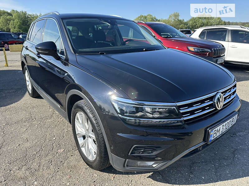 Внедорожник / Кроссовер Volkswagen Tiguan 2017 в Киеве