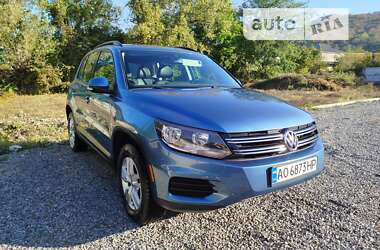 Внедорожник / Кроссовер Volkswagen Tiguan 2017 в Виноградове