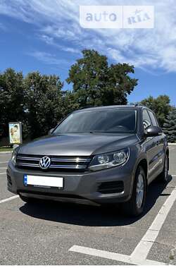 Внедорожник / Кроссовер Volkswagen Tiguan 2015 в Броварах