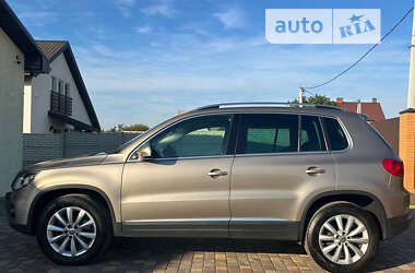 Внедорожник / Кроссовер Volkswagen Tiguan 2011 в Харькове