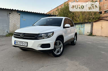 Внедорожник / Кроссовер Volkswagen Tiguan 2012 в Харькове