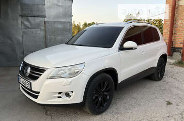 Внедорожник / Кроссовер Volkswagen Tiguan 2008 в Полтаве