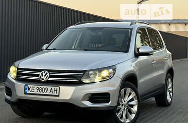 Внедорожник / Кроссовер Volkswagen Tiguan 2015 в Днепре