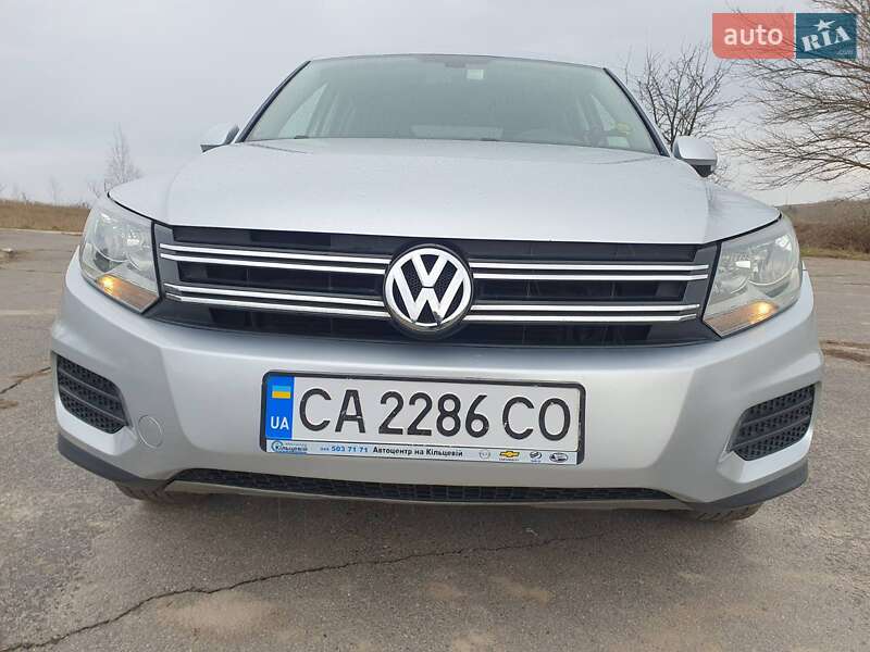 Внедорожник / Кроссовер Volkswagen Tiguan 2014 в Киеве