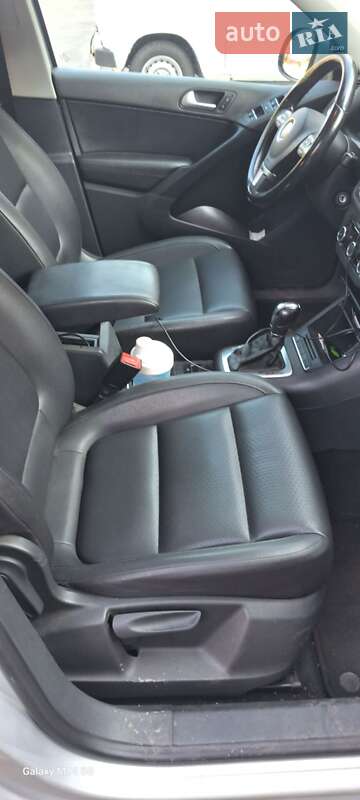 Внедорожник / Кроссовер Volkswagen Tiguan 2012 в Одессе